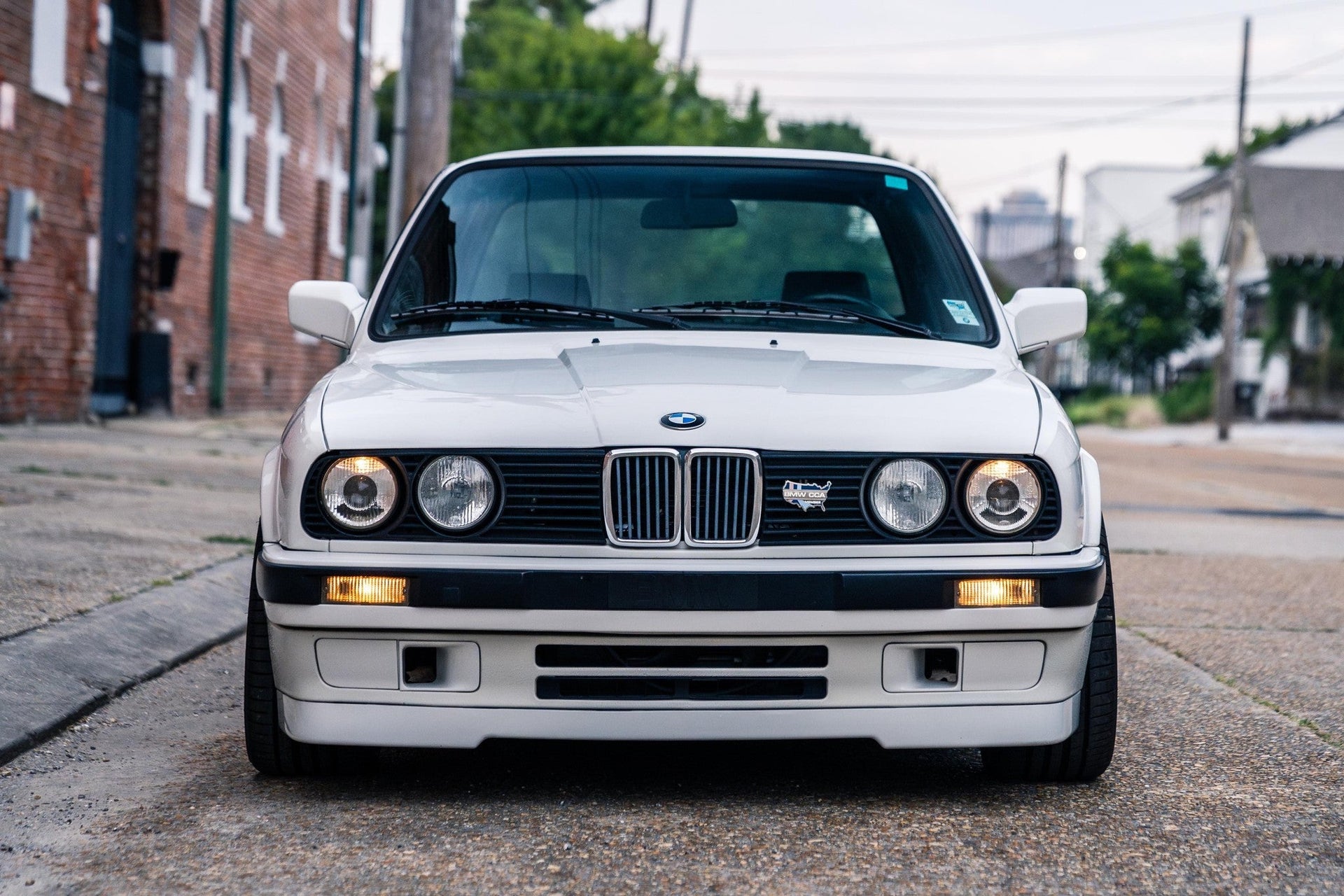 E30